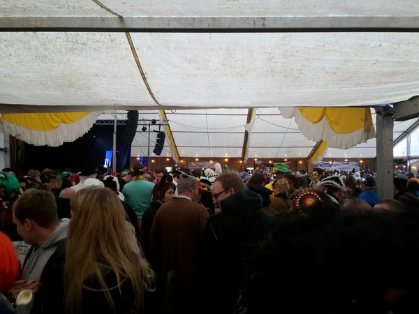 
Karnevalsumzug Brakel 2015
